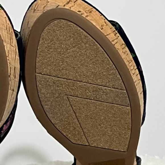 MARC FISHER Floral Cork Wedges NWOT Size 9 - Picture 9 of 15